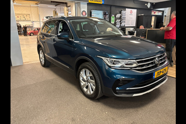 Volkswagen Tiguan 1.4 TSI eHybrid,Business+,navi,camera,apple carplay,stoelverw.IQ light