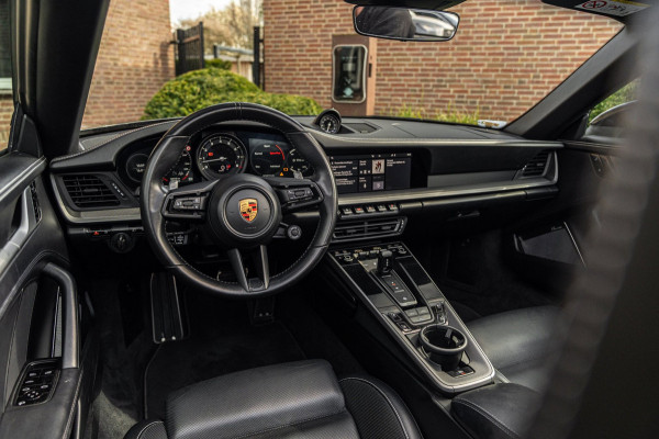 Porsche 911 3.0 Carrera 4 S 450 PK SportDesign Burmester 360 Camera Chrono Matrix LED 21''