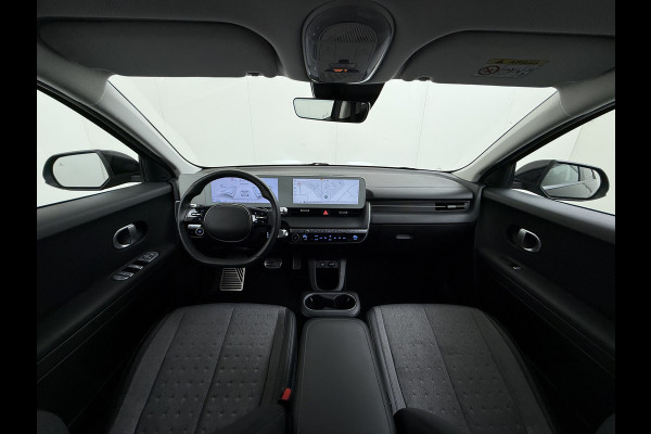 Hyundai IONIQ 5 Connect+ 73kWh SOH 100% Warmtepomp Bose®-Audio Adap.Cruise Navi Ecc Camera Stoel+Stuurverwarming Apple Carplay Android Auto Pdc Elek.Stoelen+Achterklep Led Lmv 19" Privacy Glas DAB Origineel Nederlandse Auto Long Range