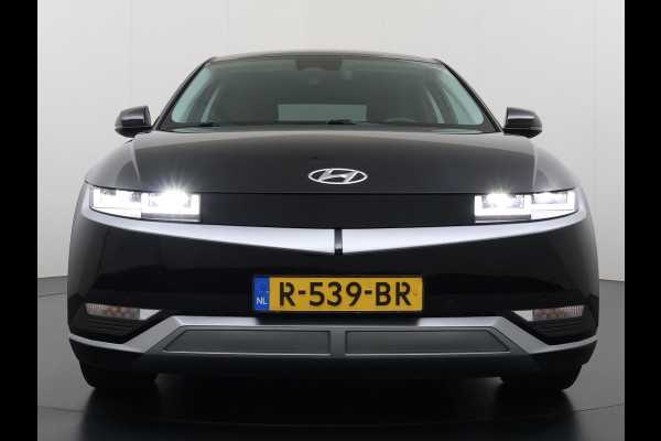 Hyundai IONIQ 5 Connect+ 73kWh SOH 100% Warmtepomp Bose®-Audio Adap.Cruise Navi Ecc Camera Stoel+Stuurverwarming Apple Carplay Android Auto Pdc Elek.Stoelen+Achterklep Led Lmv 19" Privacy Glas DAB Origineel Nederlandse Auto Long Range
