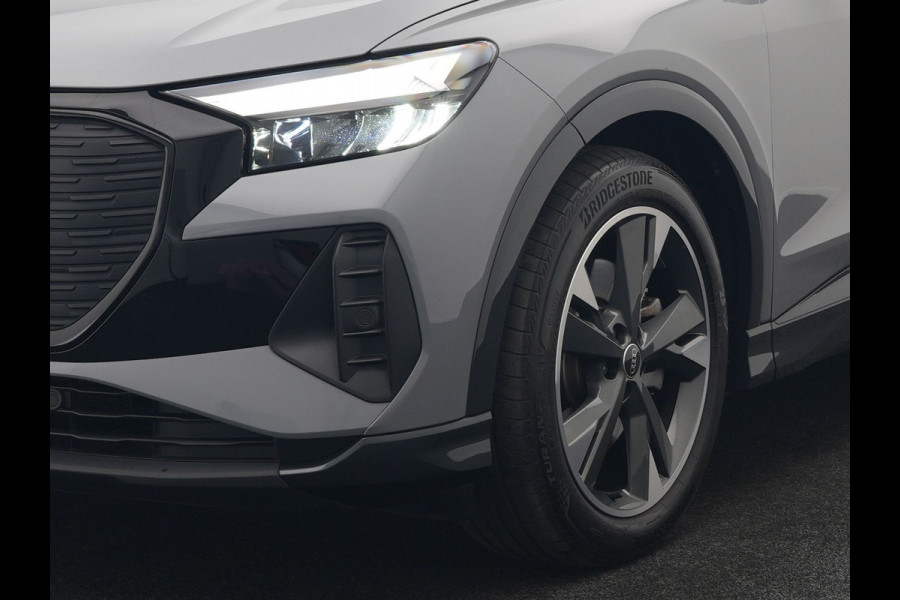 Audi Q4 e-tron 45 Quattro Edition 77 kWh 265pk Dealer O.H. | Panodak | Sonos Audio | Sfeerverlichting | Lederen Sportstoelen Verwarmd | Apple Carplay | Navigatie | DAB | 20"L.M |