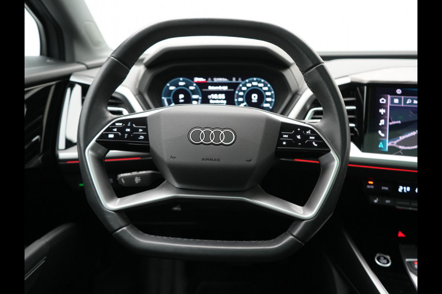 Audi Q4 e-tron 45 Quattro Edition 77 kWh 265pk Dealer O.H. | Panodak | Sonos Audio | Sfeerverlichting | Lederen Sportstoelen Verwarmd | Apple Carplay | Navigatie | DAB | 20"L.M |