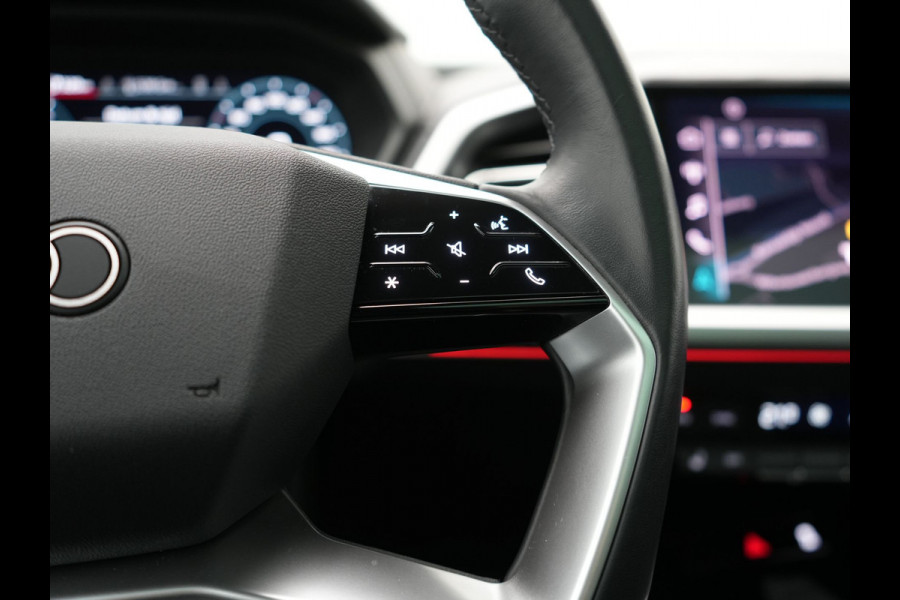 Audi Q4 e-tron 45 Quattro Edition 77 kWh 265pk Dealer O.H. | Panodak | Sonos Audio | Sfeerverlichting | Lederen Sportstoelen Verwarmd | Apple Carplay | Navigatie | DAB | 20"L.M |
