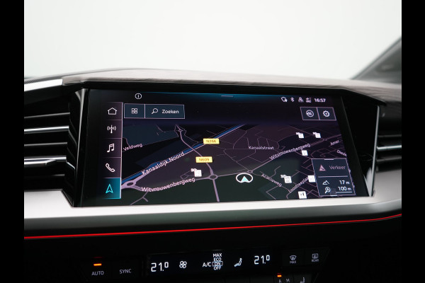 Audi Q4 e-tron 45 Quattro Edition 77 kWh 265pk Dealer O.H. | Panodak | Sonos Audio | Sfeerverlichting | Lederen Sportstoelen Verwarmd | Apple Carplay | Navigatie | DAB | 20"L.M |