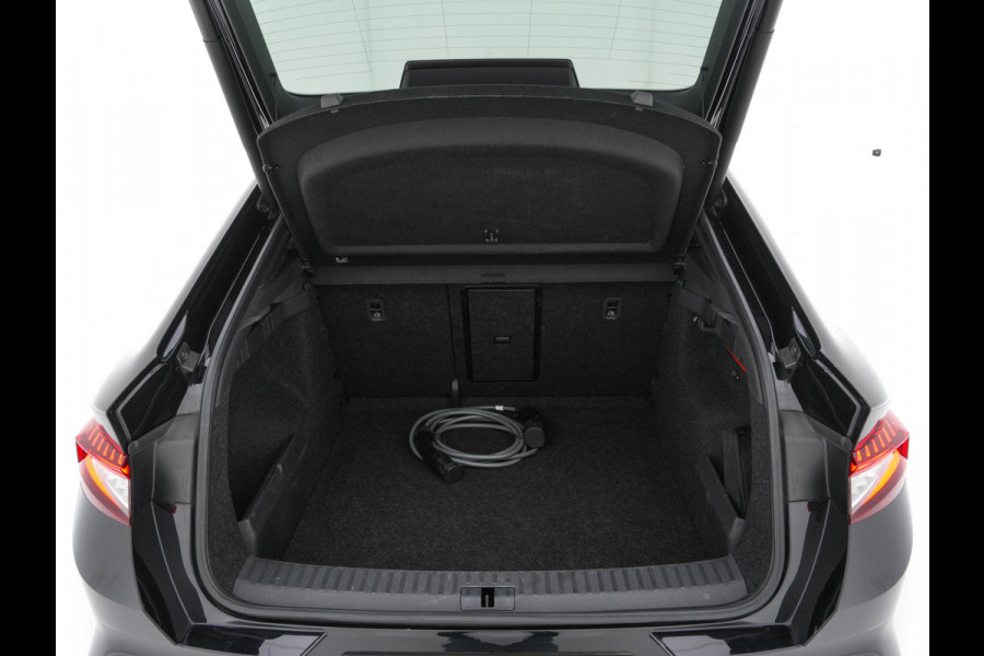 Škoda Enyaq Coupé 85 Sportline [ 3-Fase ] {SOH-95%} (INCL.BTW) *PANO | ADAPTIVE-CRUISE | LEATHER-ALCANTARA | FULL-LED | BLINDSPOT | HEATED-SPORTSEATS | CAMERA | KEYLESS | PRIVACY-GLASS | SHIFT-PADLLES | TOWBAR | 20''ALU*