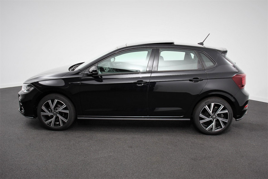 Volkswagen Polo 1.0 TSI DSG R-Line | Panorama dak | Navigatie | App Connect/Apple Carplay/Android Auto | Climate Control | DAB | LED | Parkeer sensoren | Camera | Cruise control adaptive | Lichtmetalen velgen