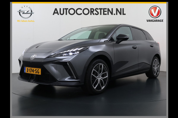 MG Mg4 electric Trophy Extended Range 77kWh Warmtepomp Trekhaak SOH 95% Adap.Cruise Navi 360°Camera Apple Carplay Android Auto Elek.Stoel+Verwar Led Privacy Glas Isofix DAB Bluetooth Dodehoek detector File assistent Rijstrooksensor Wifi 1e Eigenaar Origineel Nederlandse Auto