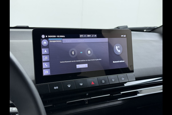 MG Mg4 electric Trophy Extended Range 77kWh Warmtepomp Trekhaak SOH 95% Adap.Cruise Navi 360°Camera Apple Carplay Android Auto Elek.Stoel+Verwar Led Privacy Glas Isofix DAB Bluetooth Dodehoek detector File assistent Rijstrooksensor Wifi 1e Eigenaar Origineel Nederlandse Auto