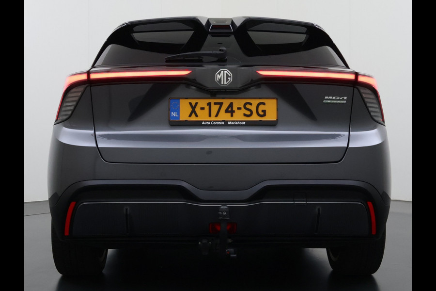 MG Mg4 electric Trophy Extended Range 77kWh Warmtepomp Trekhaak SOH 95% Adap.Cruise Navi 360°Camera Apple Carplay Android Auto Elek.Stoel+Verwar Led Privacy Glas Isofix DAB Bluetooth Dodehoek detector File assistent Rijstrooksensor Wifi 1e Eigenaar Origineel Nederlandse Auto