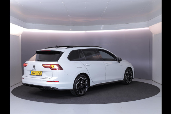 Volkswagen Golf variant 1.5 eTSI R-Line Edition | Black style pakket | Panoramisch schuif-kanteldak | Assistance pakket plus