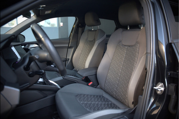 Audi A1 Sportback 35 TFSI S Line edition one S-Line | Bang & Olufsen | Stoelverwarming | Cruise Control | Ambiance Verlichting | Navigatie | Parkeersensoren | Apple Carplay | Climate Control | B&O | LED