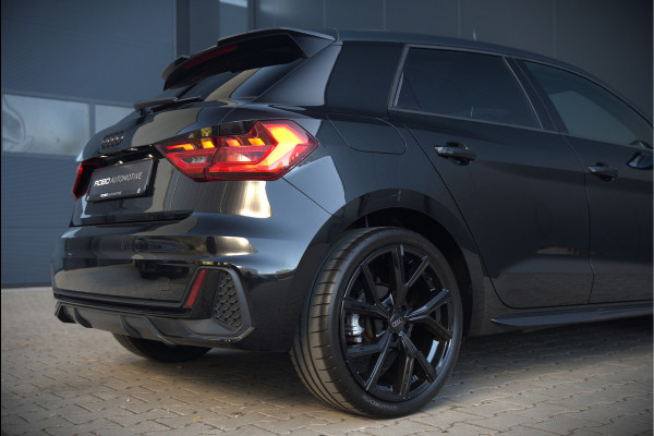 Audi A1 Sportback 35 TFSI S Line edition one S-Line | Bang & Olufsen | Stoelverwarming | Cruise Control | Ambiance Verlichting | Navigatie | Parkeersensoren | Apple Carplay | Climate Control | B&O | LED