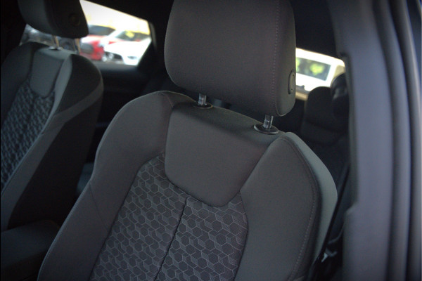 Audi A1 Sportback 35 TFSI S Line edition one S-Line | Bang & Olufsen | Stoelverwarming | Cruise Control | Ambiance Verlichting | Navigatie | Parkeersensoren | Apple Carplay | Climate Control | B&O | LED