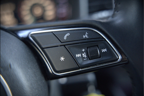 Audi A1 Sportback 35 TFSI S Line edition one S-Line | Bang & Olufsen | Stoelverwarming | Cruise Control | Ambiance Verlichting | Navigatie | Parkeersensoren | Apple Carplay | Climate Control | B&O | LED