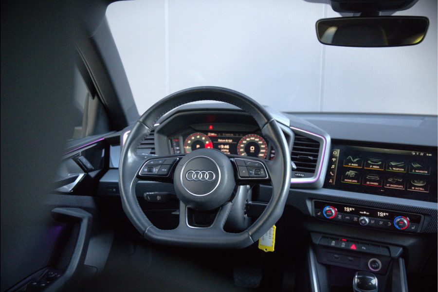 Audi A1 Sportback 35 TFSI S Line edition one S-Line | Bang & Olufsen | Stoelverwarming | Cruise Control | Ambiance Verlichting | Navigatie | Parkeersensoren | Apple Carplay | Climate Control | B&O | LED