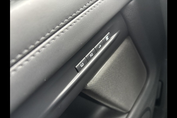 Land Rover Range Rover Evoque 1.5 P300e AWD Autobiography | Panoramadak | 360°C Camera | Leder | 20 inch | Getint glas