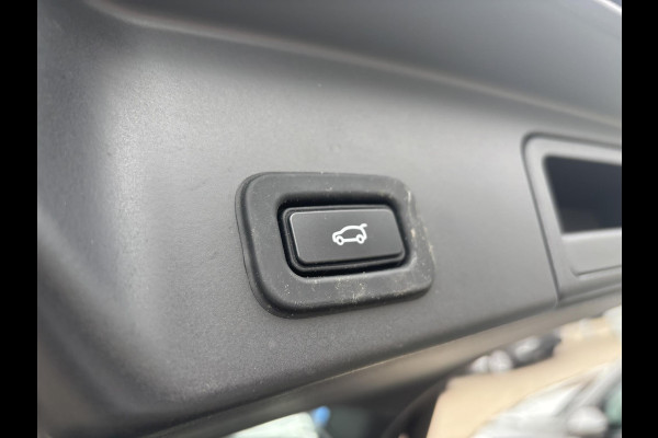 Land Rover Range Rover Evoque 1.5 P300e AWD Autobiography | Panoramadak | 360°C Camera | Leder | 20 inch | Getint glas