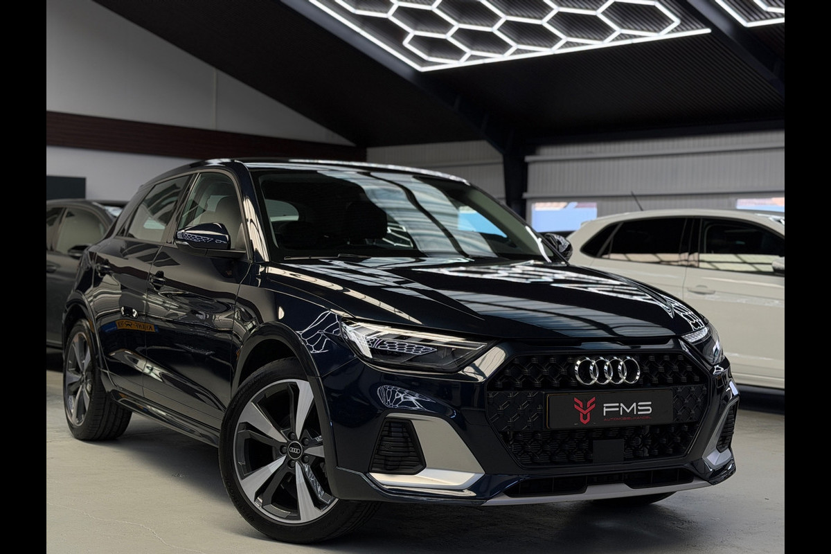 Audi A1 CityCarver 30 TFSI Advanced Edition CarPlay