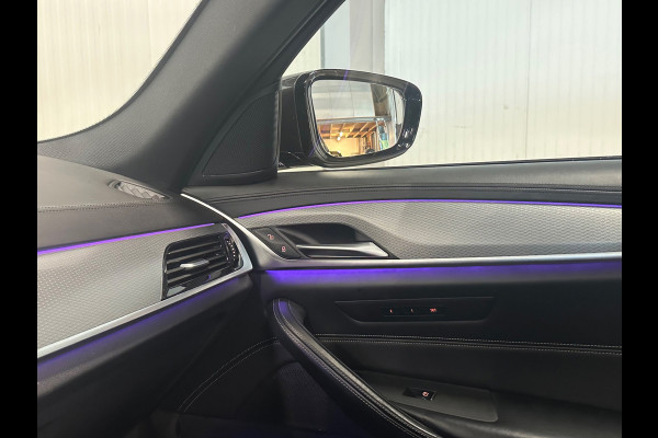 BMW 5 Serie 530i High Executive | NAP | SCHUIF/KANTEL | M-SPORT | LEDER | CAMERA