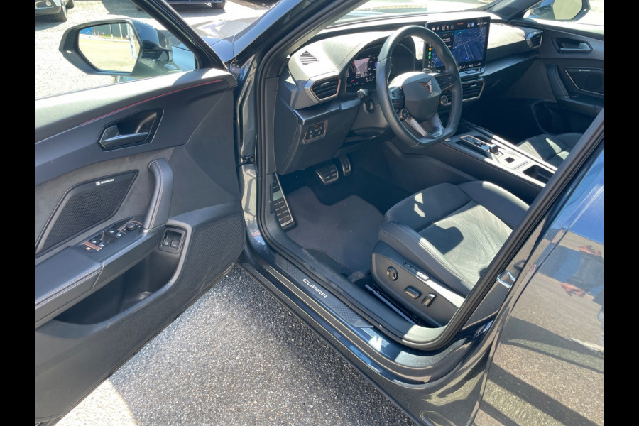 CUPRA Formentor 1.5 TSI e-Hybrid VZ Extreme Panorama 272PK 1ste Eig Dealer Onderhouden Vol in de opties zie adv