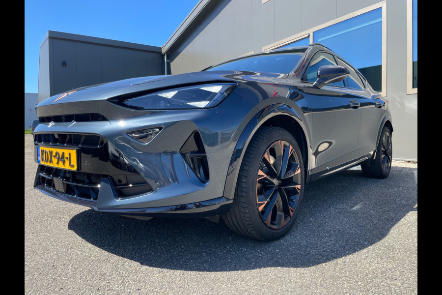 CUPRA Formentor 1.5 TSI e-Hybrid VZ Extreme Panorama 272PK 1ste Eig Dealer Onderhouden Vol in de opties zie adv