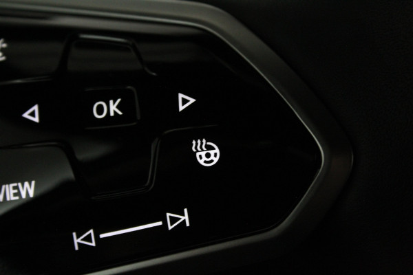 Volkswagen ID.3 Pro Business 59 kWh Trekhaak/Warmtepomp/Grenadilla Black Metallic....