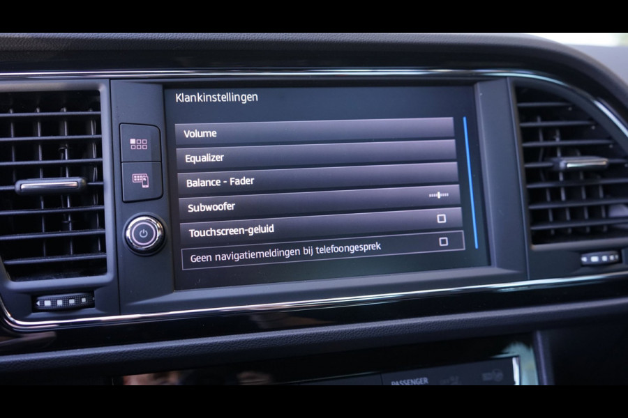 Seat Leon 1.5 TSI FR Ultimate Edition Black Sky AUTOMAAT-ACC-AMBIANCE-BEATS-CAMERA-KEYLESS-MODE-NAVIGATIE-PANORAMA-VIRTUEEL