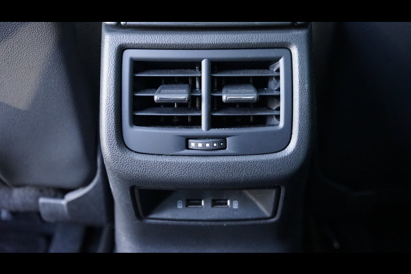Seat Leon 1.5 TSI FR Ultimate Edition Black Sky AUTOMAAT-ACC-AMBIANCE-BEATS-CAMERA-KEYLESS-MODE-NAVIGATIE-PANORAMA-VIRTUEEL