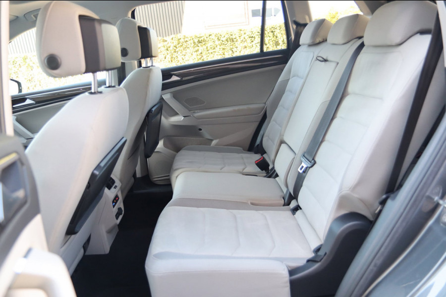 Volkswagen Tiguan Allspace 2.0 TSI 4Motion Highline 7p. / PANODAK / VIRTUAL / ACC / CARPLAY