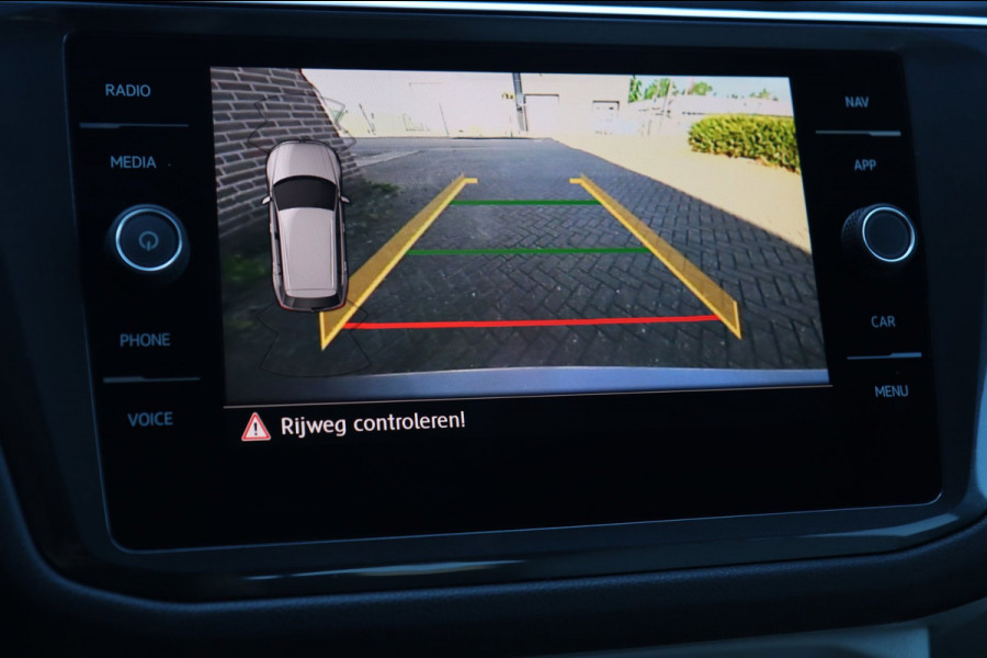 Volkswagen Tiguan Allspace 2.0 TSI 4Motion Highline 7p. / PANODAK / VIRTUAL / ACC / CARPLAY