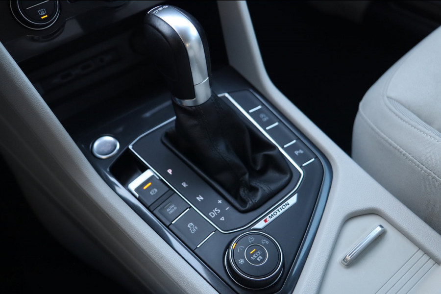 Volkswagen Tiguan Allspace 2.0 TSI 4Motion Highline 7p. / PANODAK / VIRTUAL / ACC / CARPLAY