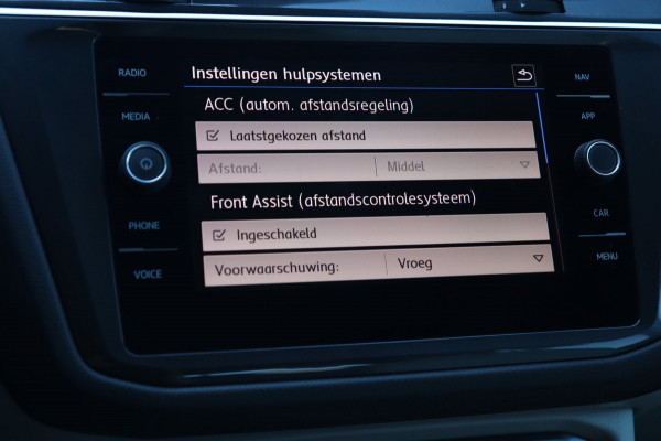 Volkswagen Tiguan Allspace 2.0 TSI 4Motion Highline 7p. / PANODAK / VIRTUAL / ACC / CARPLAY