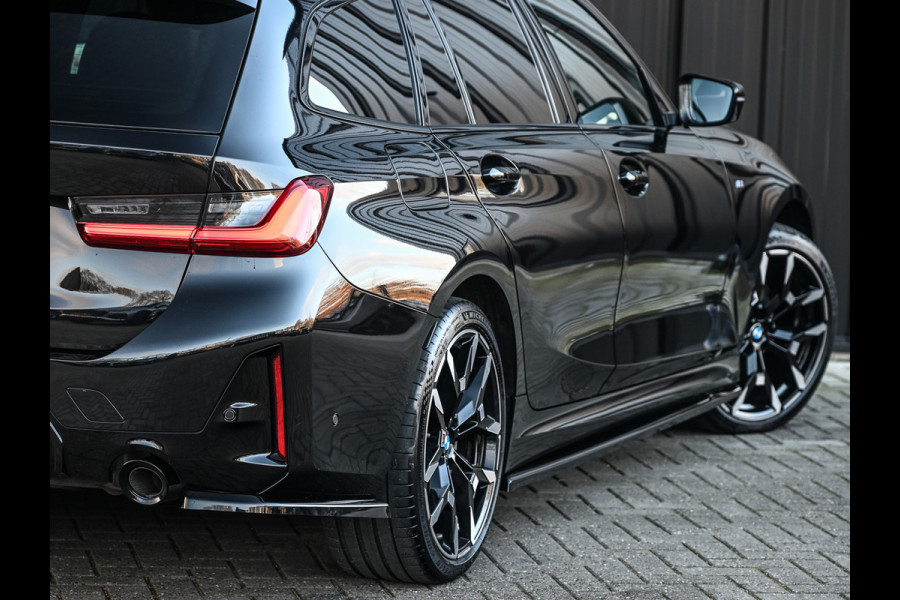 BMW 3 Serie Touring 330e xDrive M sport | Accu 19,5kWh | Trekhaak | Panorama dak  | Active Cruise | Camera  | Ambiance interieur