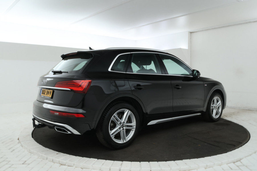 Audi Q5 30 TDI Design Automaat, Virtual, Leer, Trekhaak