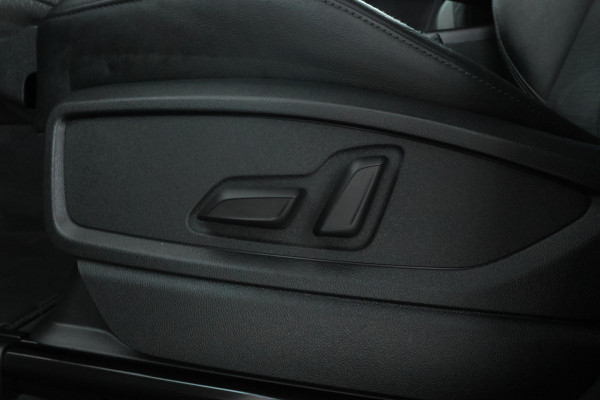 Audi Q5 30 TDI Design Automaat, Virtual, Leer, Trekhaak