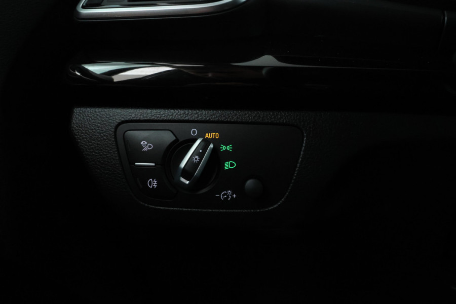 Audi Q5 30 TDI Design Automaat, Virtual, Leer, Trekhaak