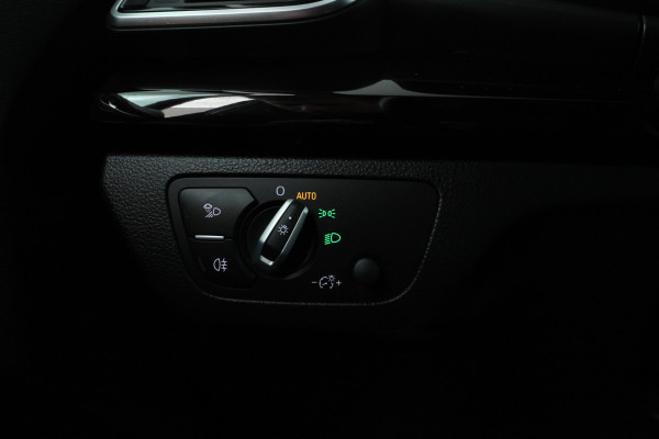 Audi Q5 30 TDI Design Automaat, Virtual, Leer, Trekhaak