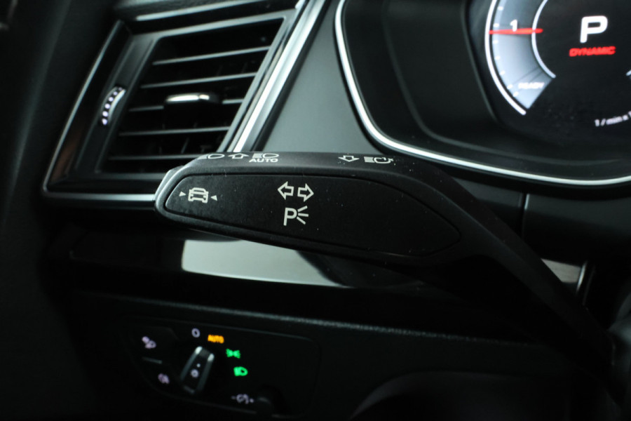 Audi Q5 30 TDI Design Automaat, Virtual, Leer, Trekhaak