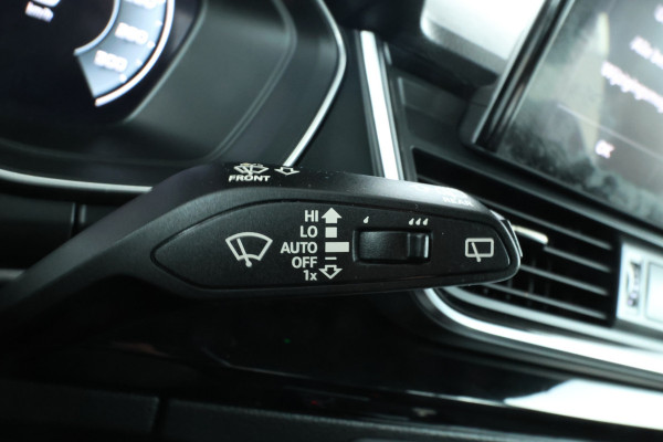 Audi Q5 30 TDI Design Automaat, Virtual, Leer, Trekhaak