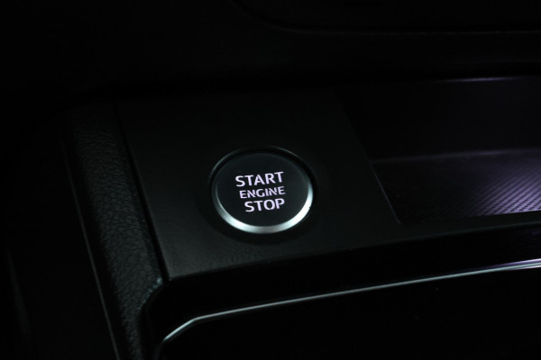 Audi Q5 30 TDI Design Automaat, Virtual, Leer, Trekhaak