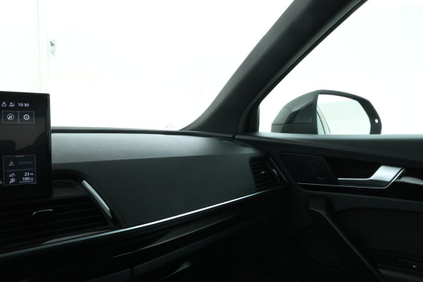 Audi Q5 30 TDI Design Automaat, Virtual, Leer, Trekhaak