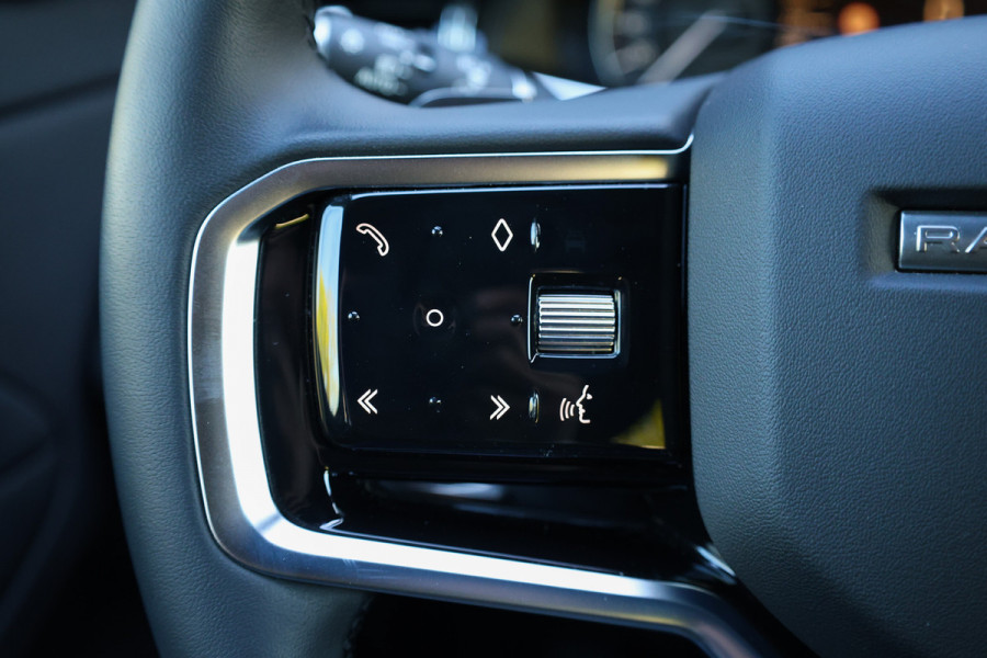Land Rover Range Rover Evoque 1.5 P300e AWD R-Dynamic S | BTW | CAMERA | ACC | ELEK.TREKHAAK | DODEHOEK | CARPLAY |