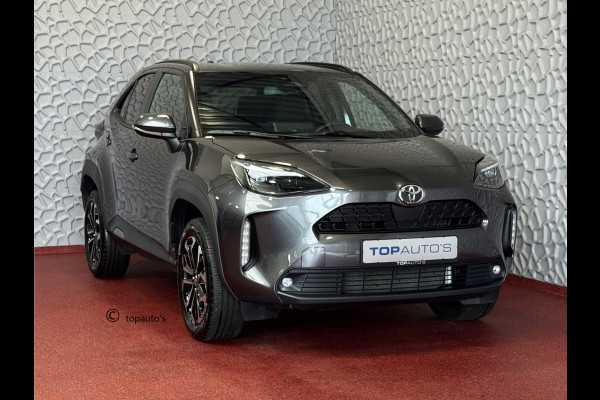 Toyota Yaris Cross 1.5 HYBRID DYNAMIC KEYLESS CAMERA LED ZWARTE HEMEL STOEL/STUUR VERW. 17''LMV ✅ Top Auto's Wijchen , Al 30 Jaar verkoop van Toyota , Type's Launch / Executive / Dynamic / First Edition / Business / Zowel Phev / Hev / Benzine / met fabrieksgarantie ✅