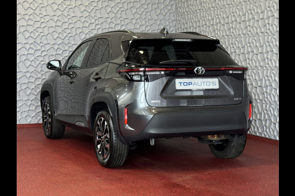 Toyota Yaris Cross 1.5 HYBRID DYNAMIC KEYLESS CAMERA LED ZWARTE HEMEL STOEL/STUUR VERW. 17''LMV ✅ Top Auto's Wijchen , Al 30 Jaar verkoop van Toyota , Type's Launch / Executive / Dynamic / First Edition / Business / Zowel Phev / Hev / Benzine / met fabrieksgarantie ✅