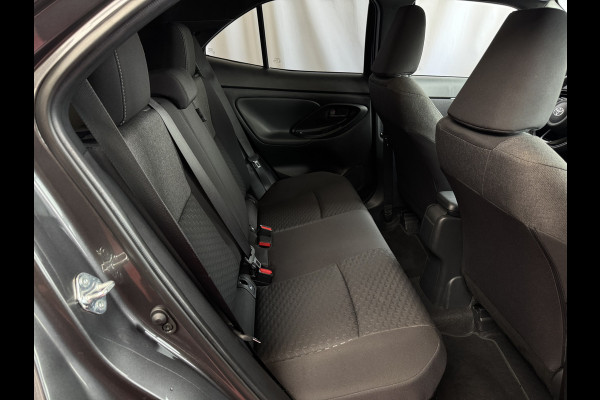 Toyota Yaris Cross 1.5 HYBRID DYNAMIC KEYLESS CAMERA LED ZWARTE HEMEL STOEL/STUUR VERW. 17''LMV ✅ Top Auto's Wijchen , Al 30 Jaar verkoop van Toyota , Type's Launch / Executive / Dynamic / First Edition / Business / Zowel Phev / Hev / Benzine / met fabrieksgarantie ✅