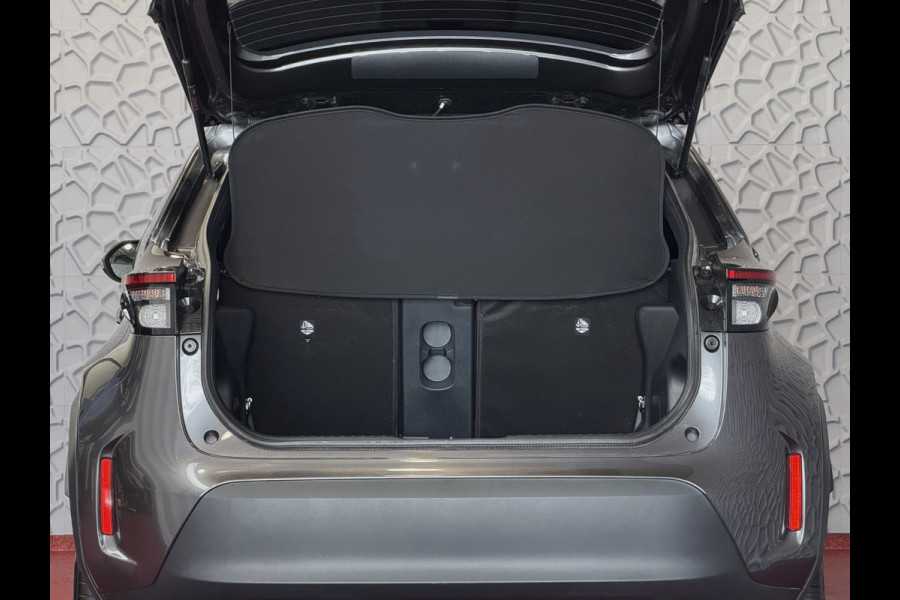 Toyota Yaris Cross 1.5 HYBRID DYNAMIC KEYLESS CAMERA LED ZWARTE HEMEL STOEL/STUUR VERW. 17''LMV ✅ Top Auto's Wijchen , Al 30 Jaar verkoop van Toyota , Type's Launch / Executive / Dynamic / First Edition / Business / Zowel Phev / Hev / Benzine / met fabrieksgarantie ✅