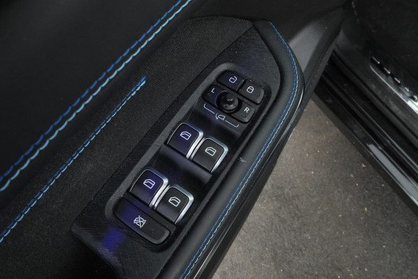 Lynk & Co 01 1.5 Zwarte hemel, Panorama, Digital Dash!