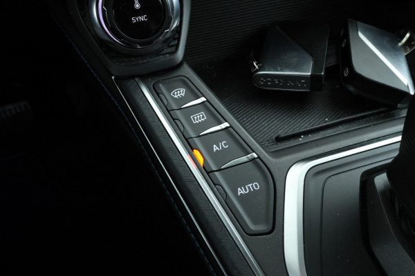Lynk & Co 01 1.5 Zwarte hemel, Panorama, Digital Dash!