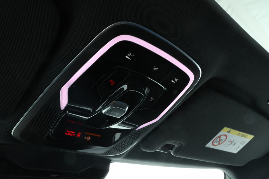 Lynk & Co 01 1.5 Zwarte hemel, Panorama, Digital Dash!