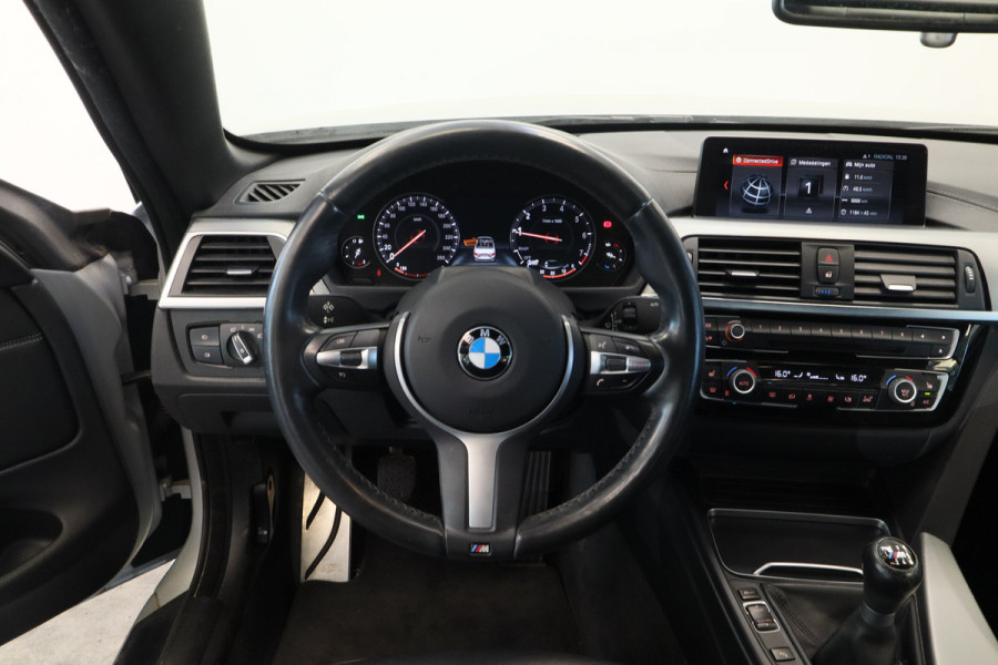 BMW 4 Serie Cabrio 420i High Executive Cruise/Climate M Sport